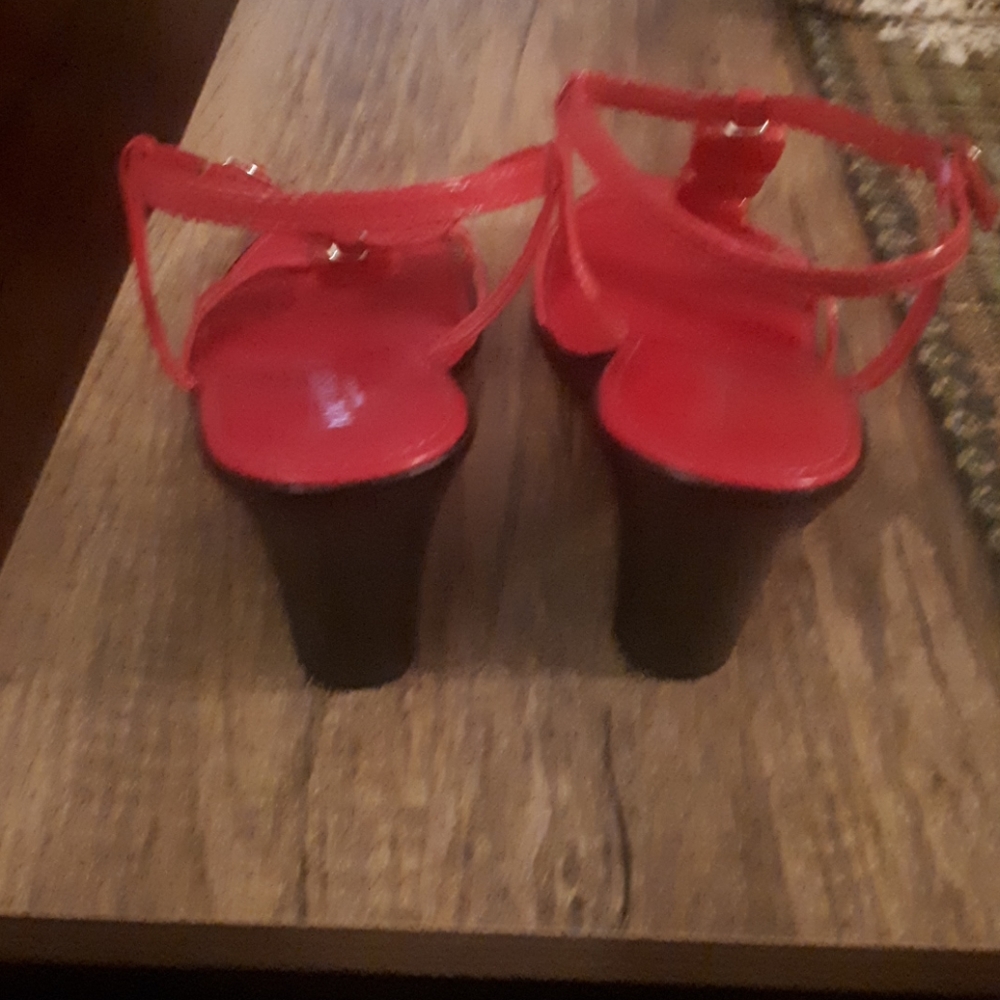 Ladies open toe Sandles - Picture 2 of 4